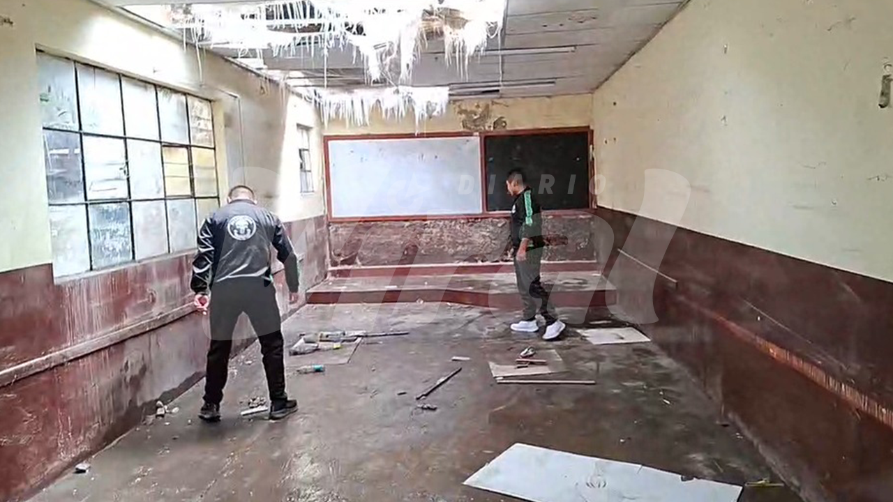 Lluvias dañan seis salones del colegio Manuel Muñoz Nájar y ponen en riesgo inicio del año escolar en Arequipa